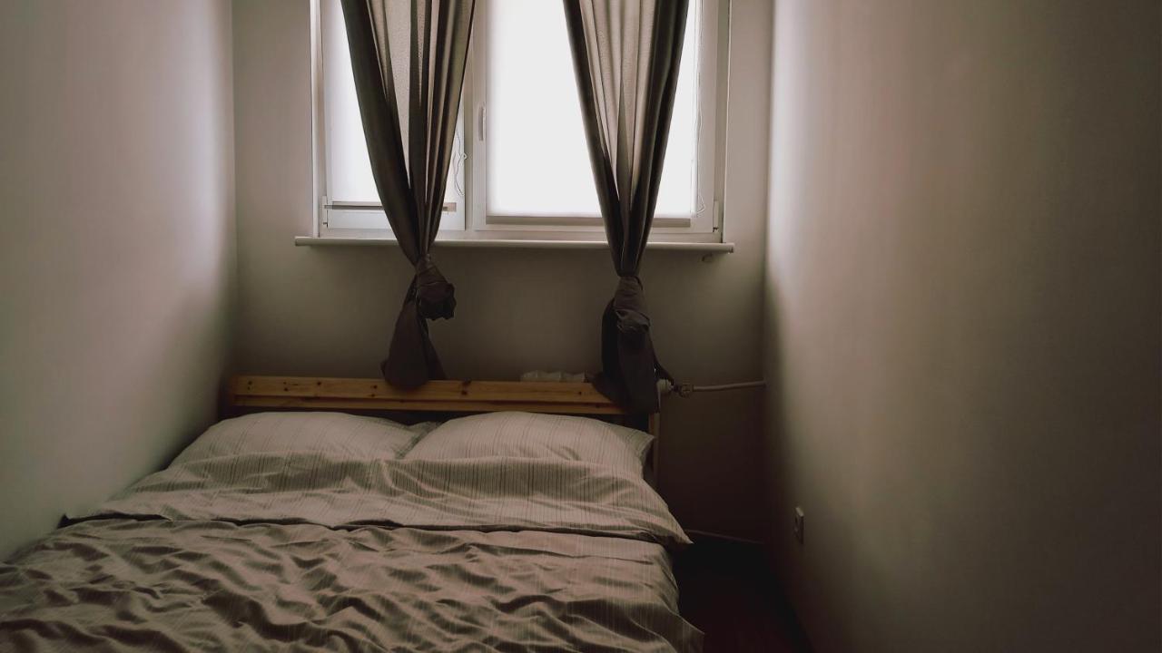 Self Check-in Apartament Lotnisko Szpital Parking Targi